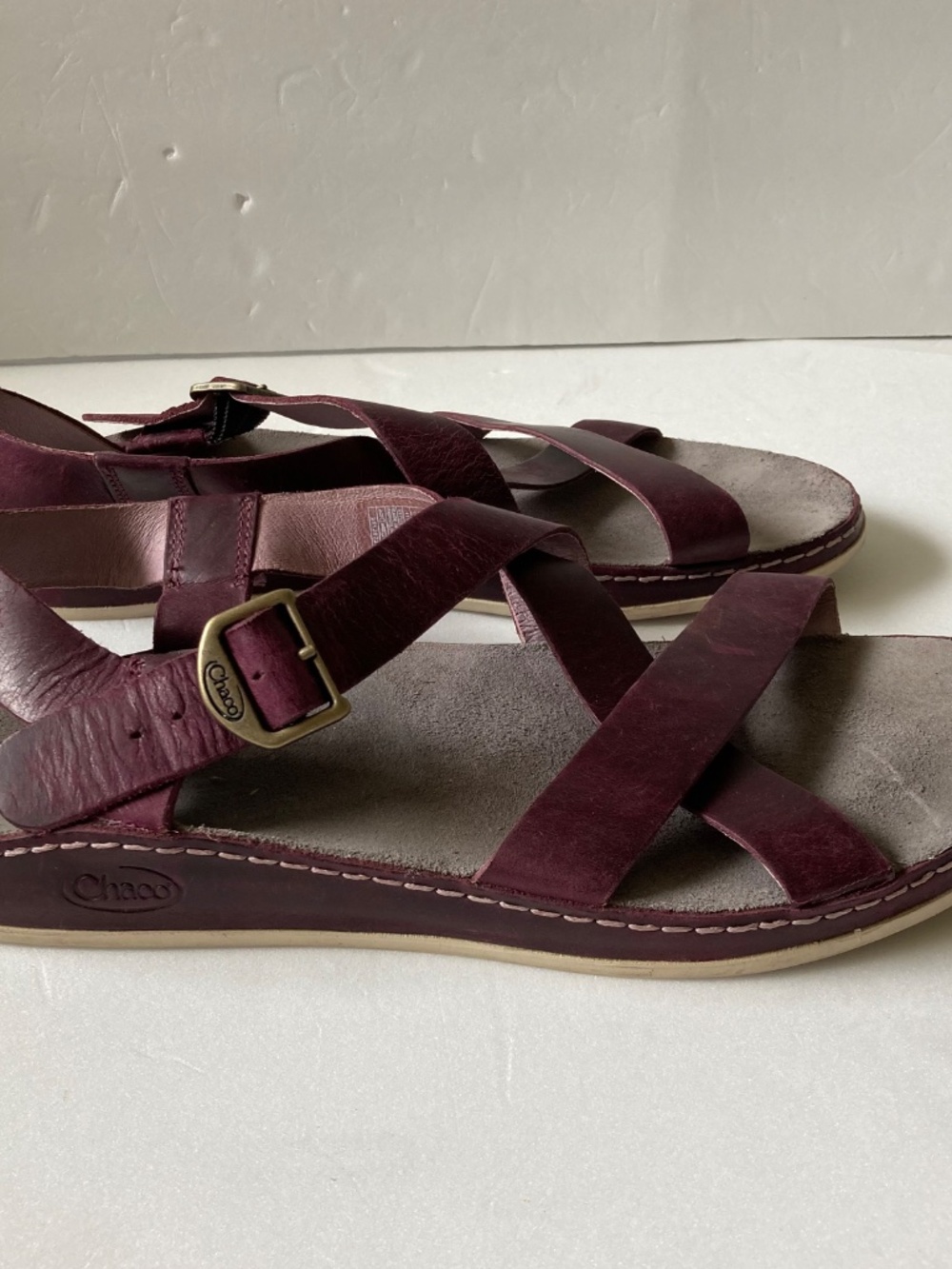 Chaco women’s leather strappy sandals - Picture 2 of 7